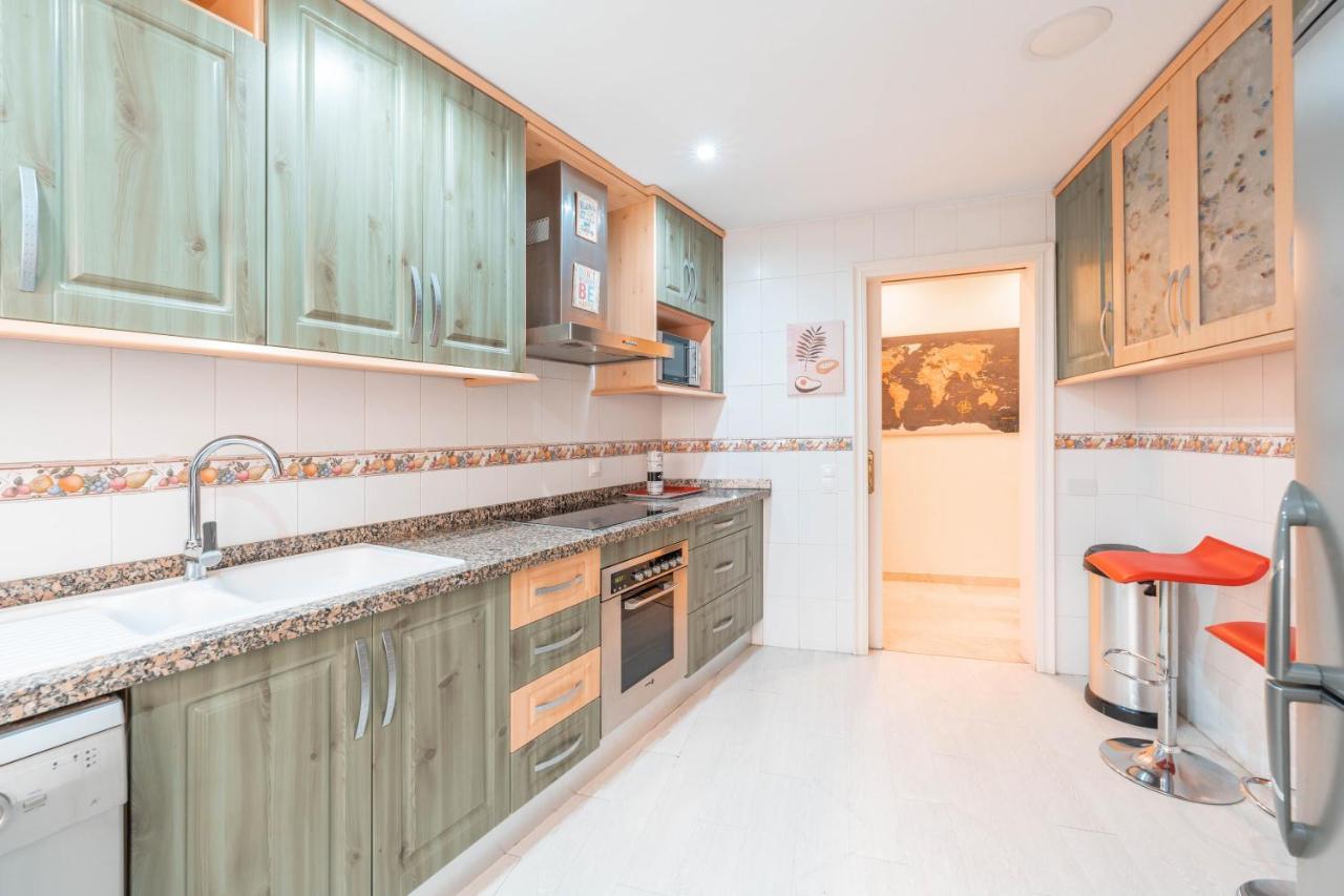 Gran Apartamento De 3 Habitaciones Junto A La Catedral Malaga Ngoại thất bức ảnh