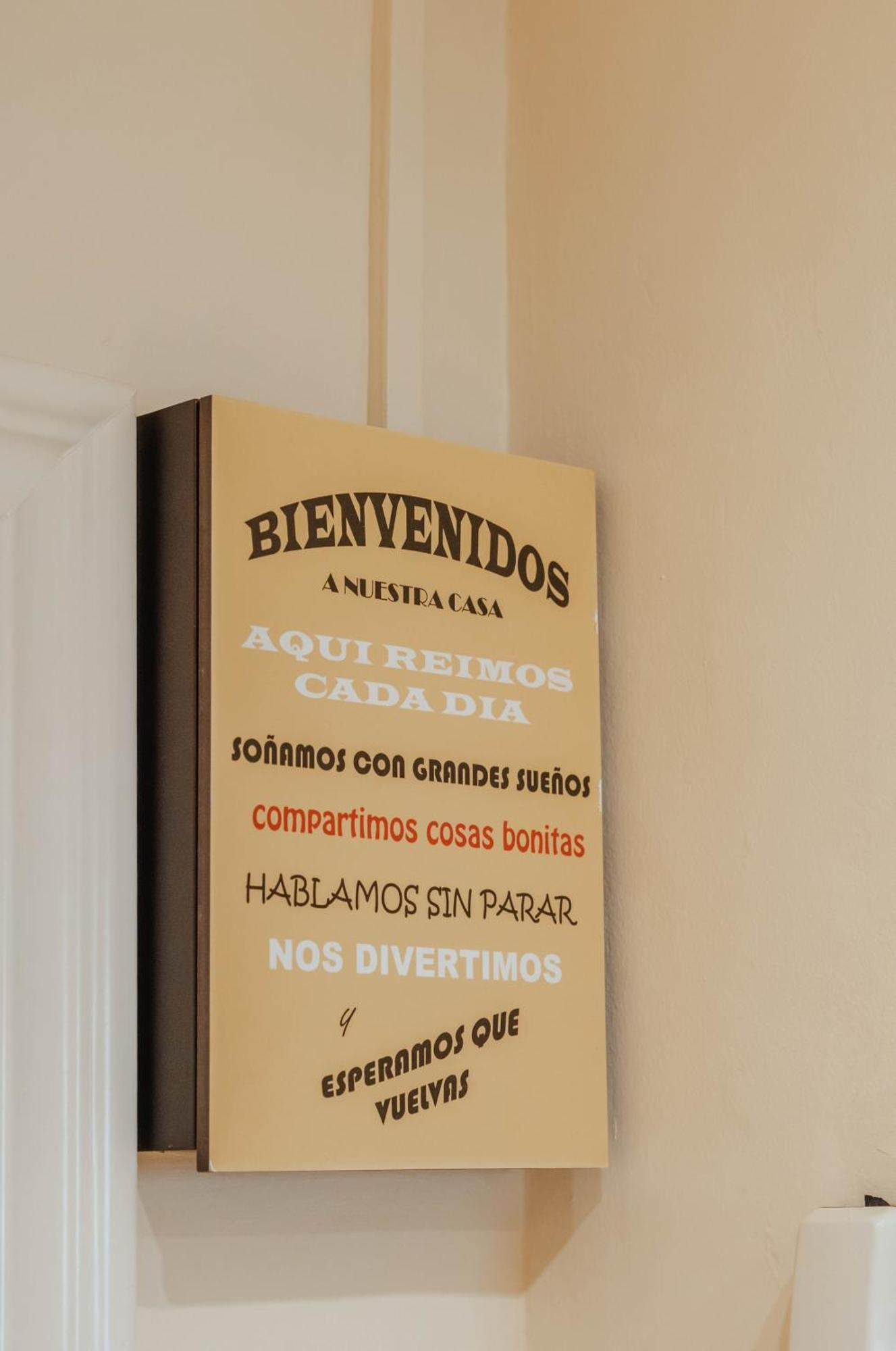 Gran Apartamento De 3 Habitaciones Junto A La Catedral Malaga Ngoại thất bức ảnh